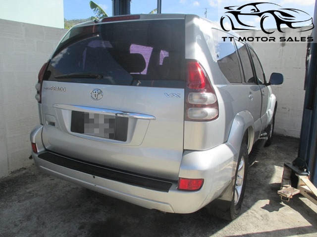 Vehicle Image 4