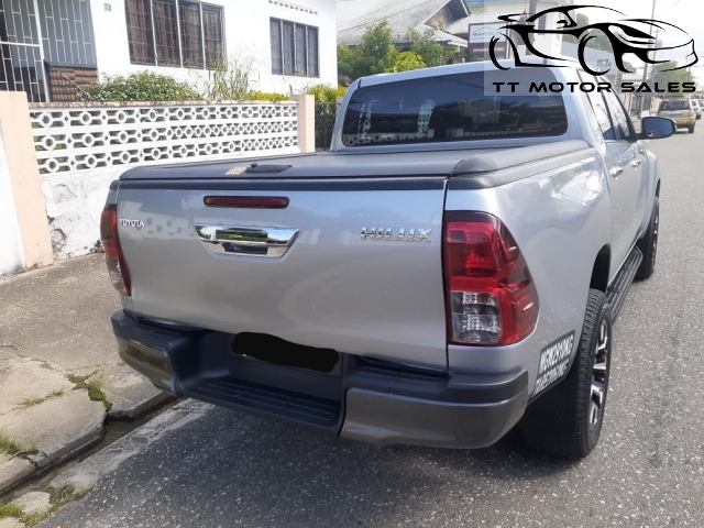Vehicle Image 8